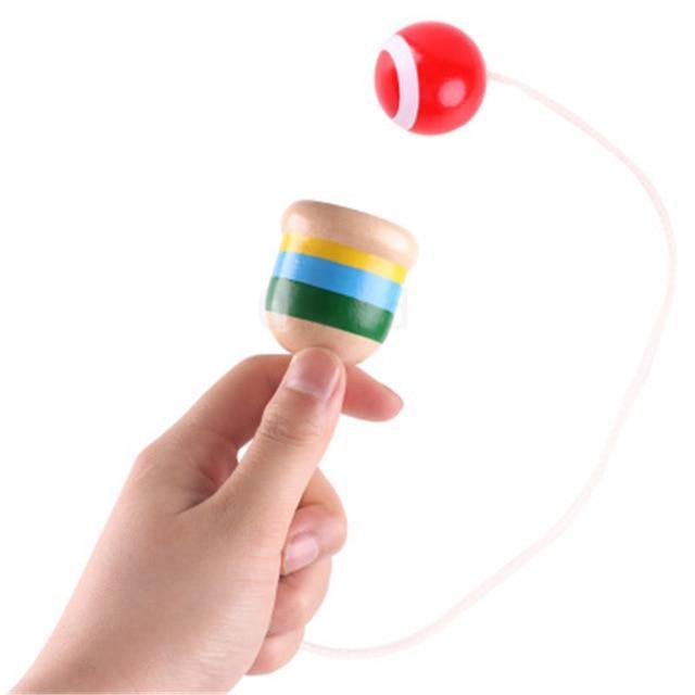 Bilboquet en Bois Montessori - Jouet de Qualité | Montessori Arc-en-ciel Montessori