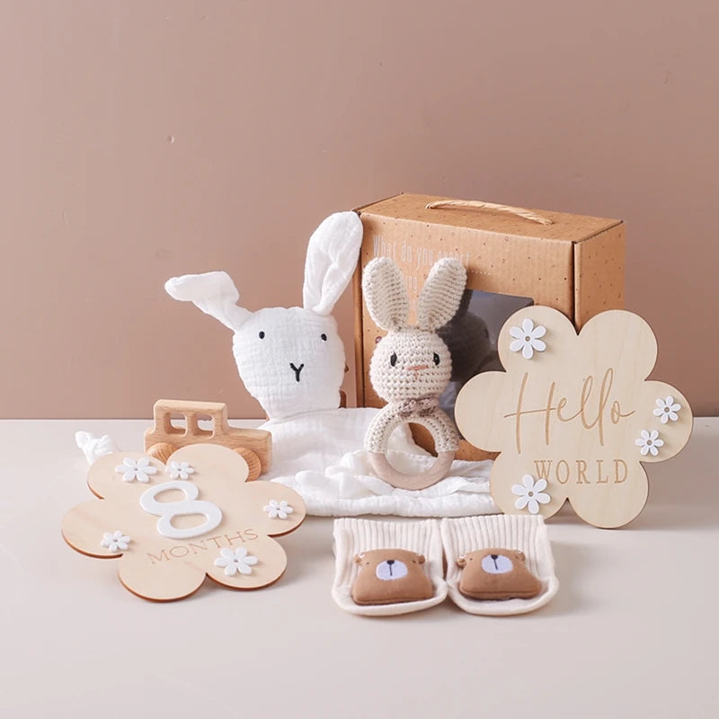Coffret Naissance Bébé avec Doudous Crochetés et Cartes Étapes