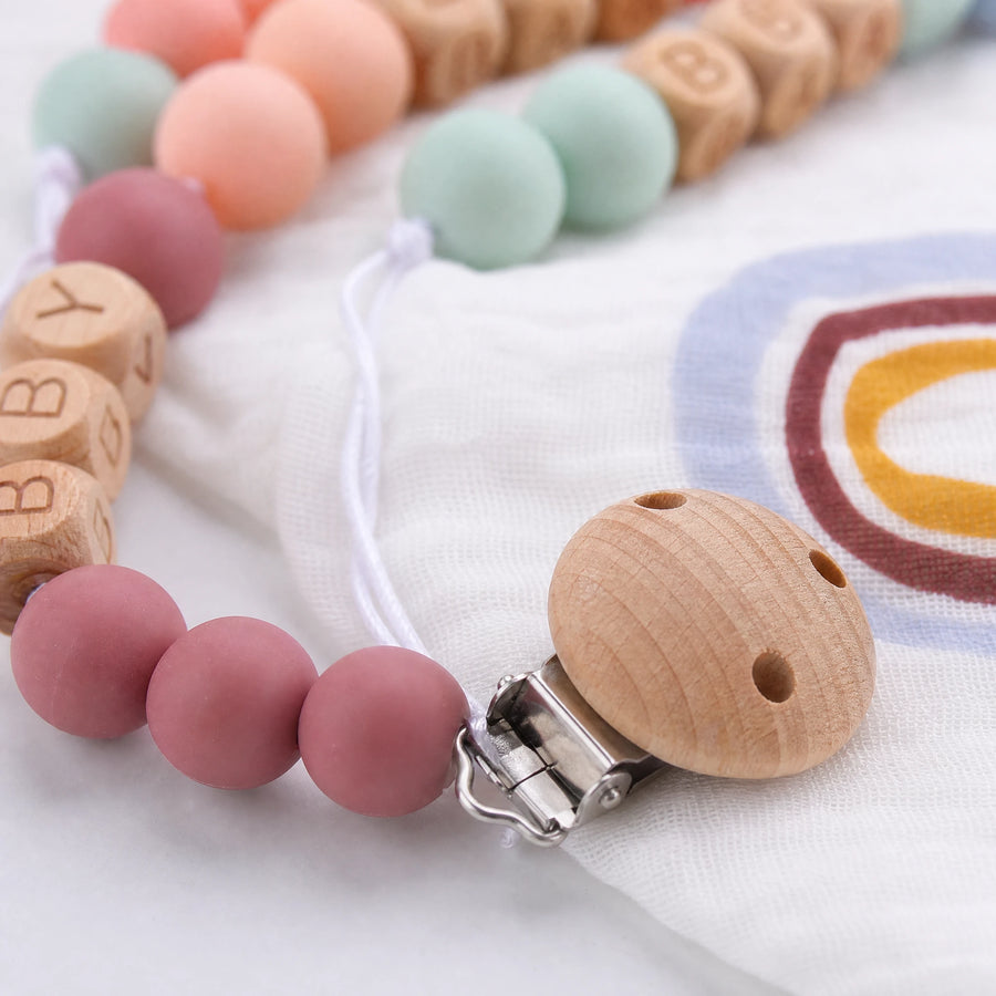 Attache Tétine Personnalisée en Bois et Silicone - Détail matière