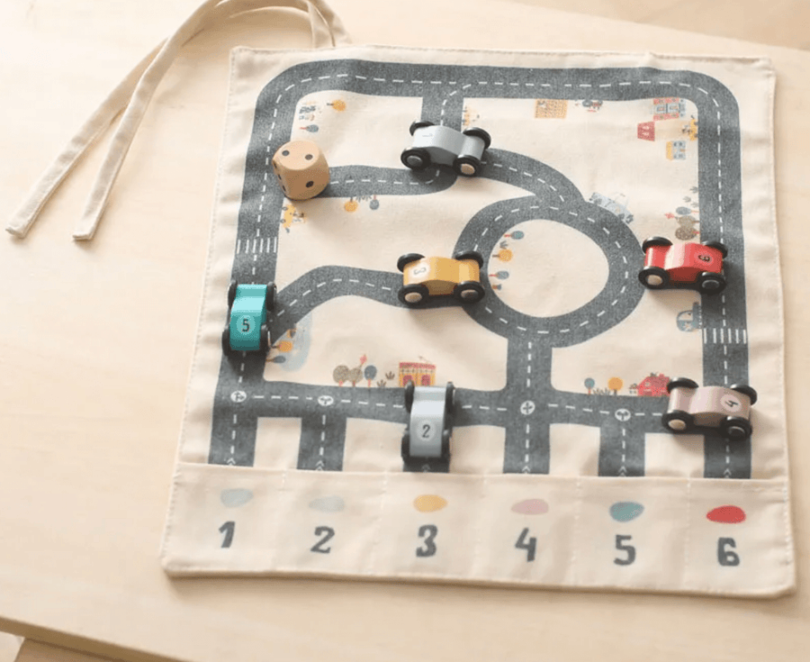 Tapis de jeu de route Montessori avec voitures en bois | Montessori Montessori