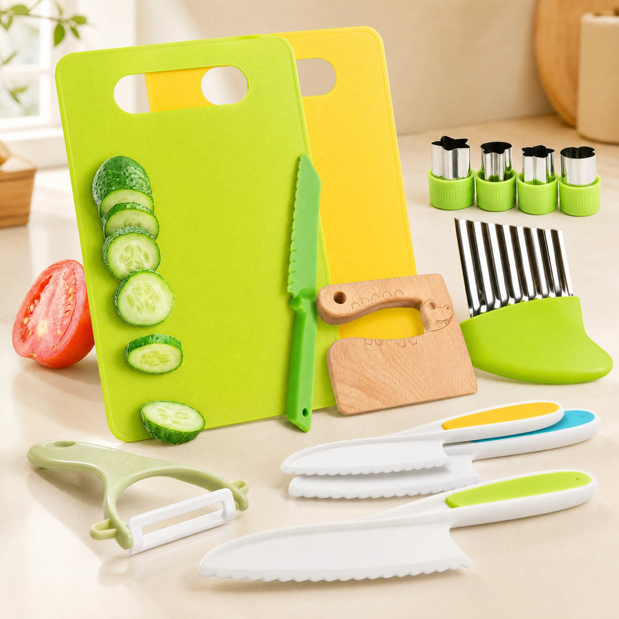 Ustensiles Cuisine Enfant Montessori en Bois et Plastique - Fond blanc, autre angle